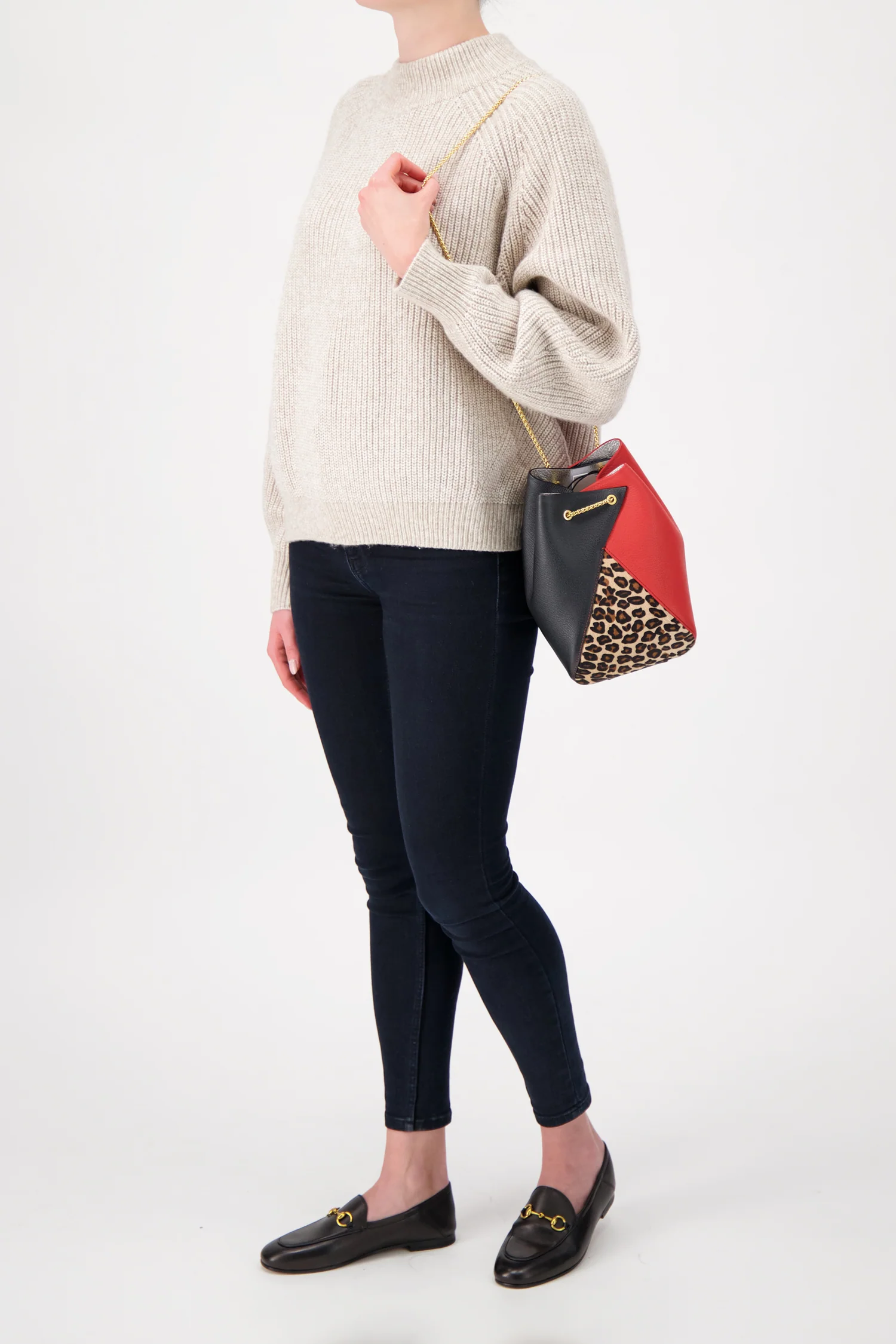 The Volon Leopard Mani Bucket Bbag - Image 5